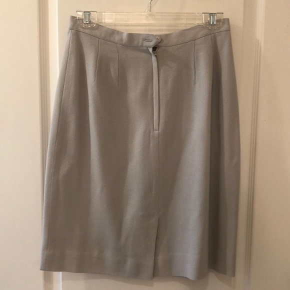 Albert Nipon jacket and skirt set - Picture 7 of 7